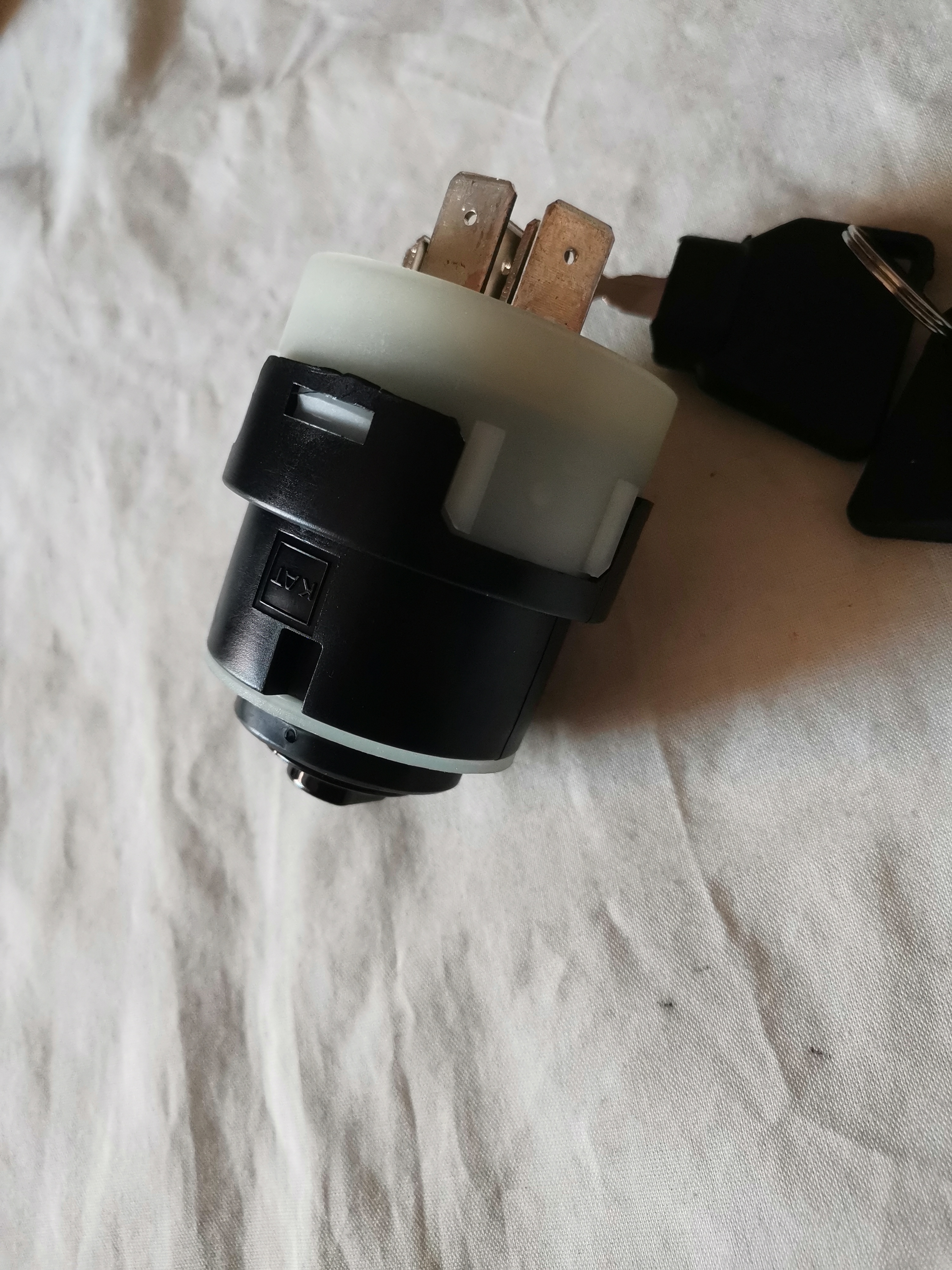 点火开关01182528