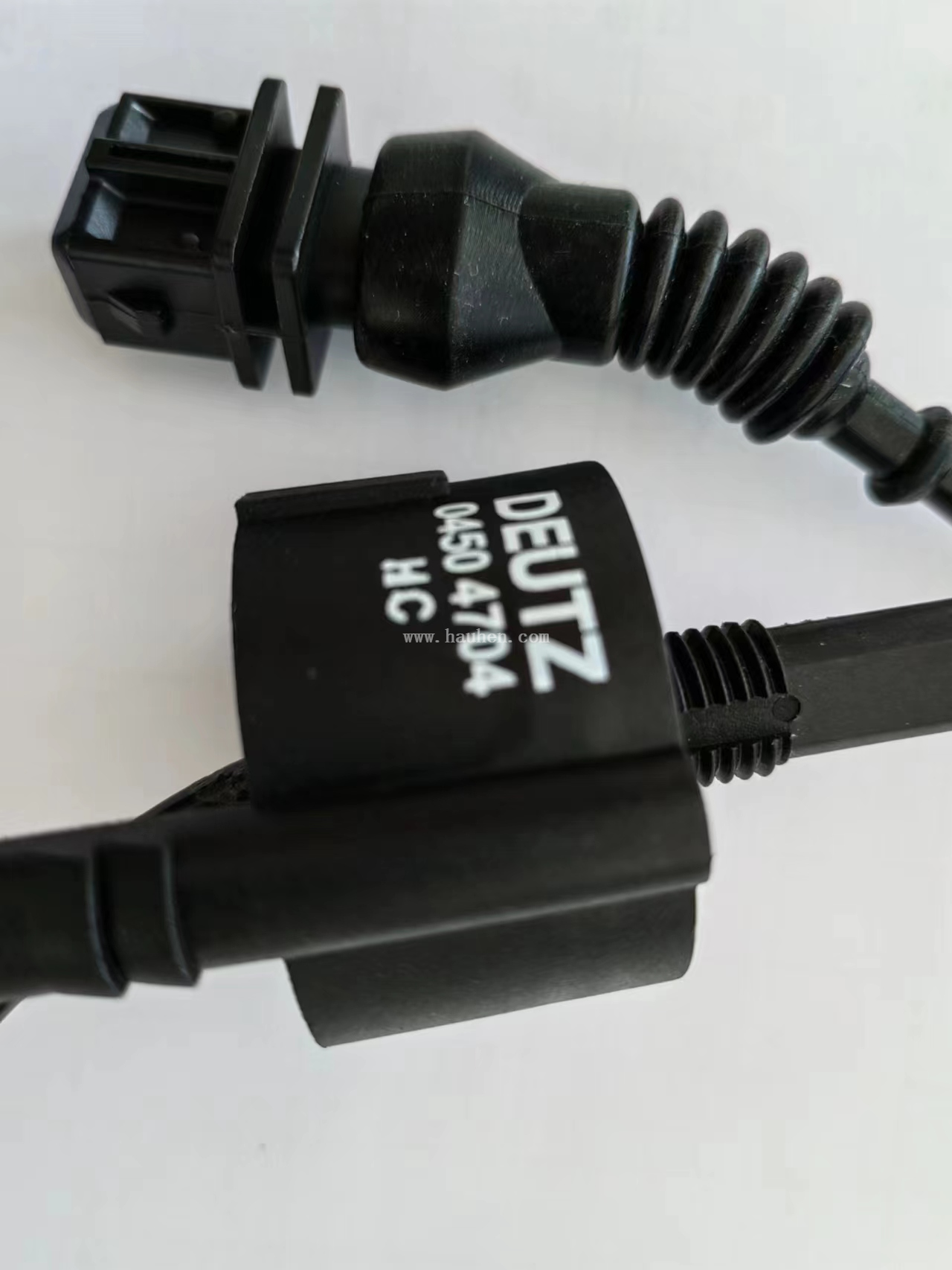 04504704 TCD 2013 Sensor Cable2